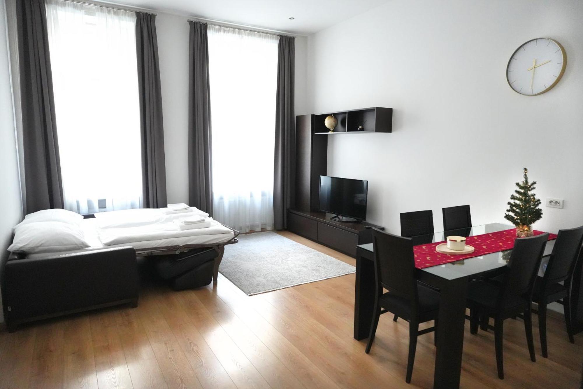 Lejlighed Riverside Palace